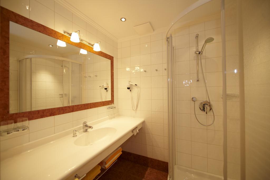 Hotel Martin Ramsau am Dachstein Szoba fotó