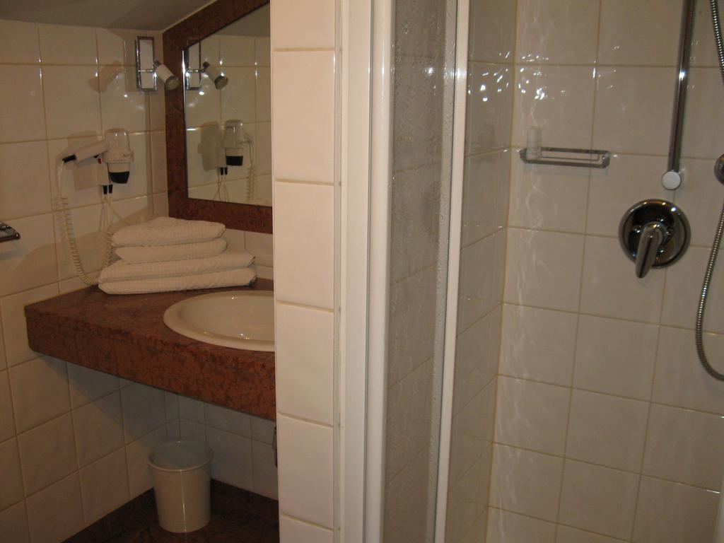 Hotel Martin Ramsau am Dachstein Szoba fotó