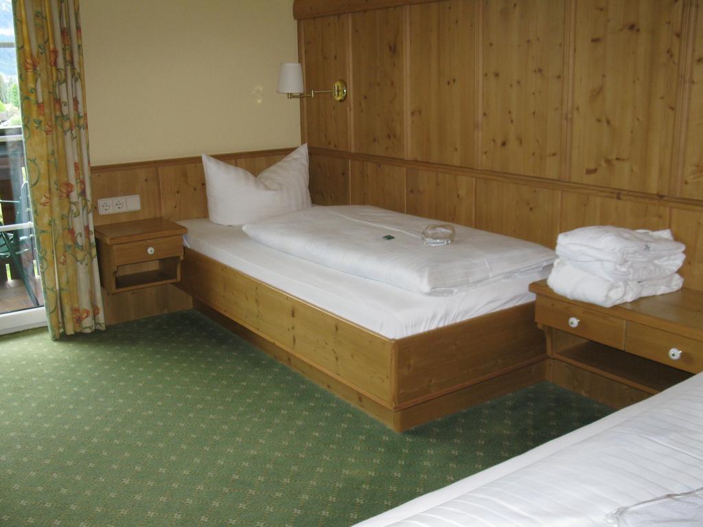 Hotel Martin Ramsau am Dachstein Szoba fotó